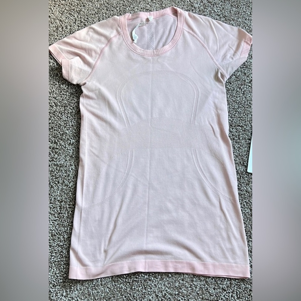 Lululemon swiftly tech